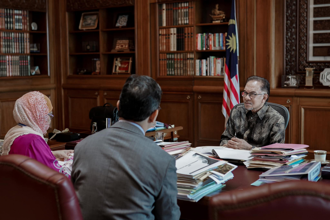 Sesi Pertemuan Bersama Pengurusan Tertinggi MOF